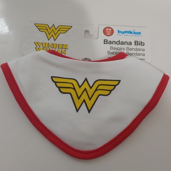 Bumkins DC Comics Bandana Bib

Girl set of three - - Picture 8 of 8